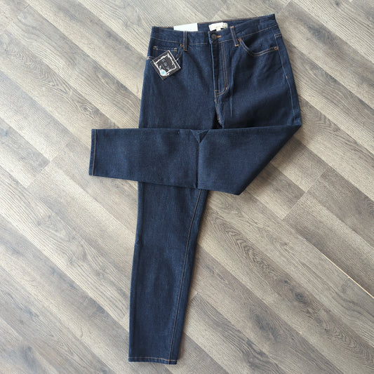 Dark wash skinny jeans